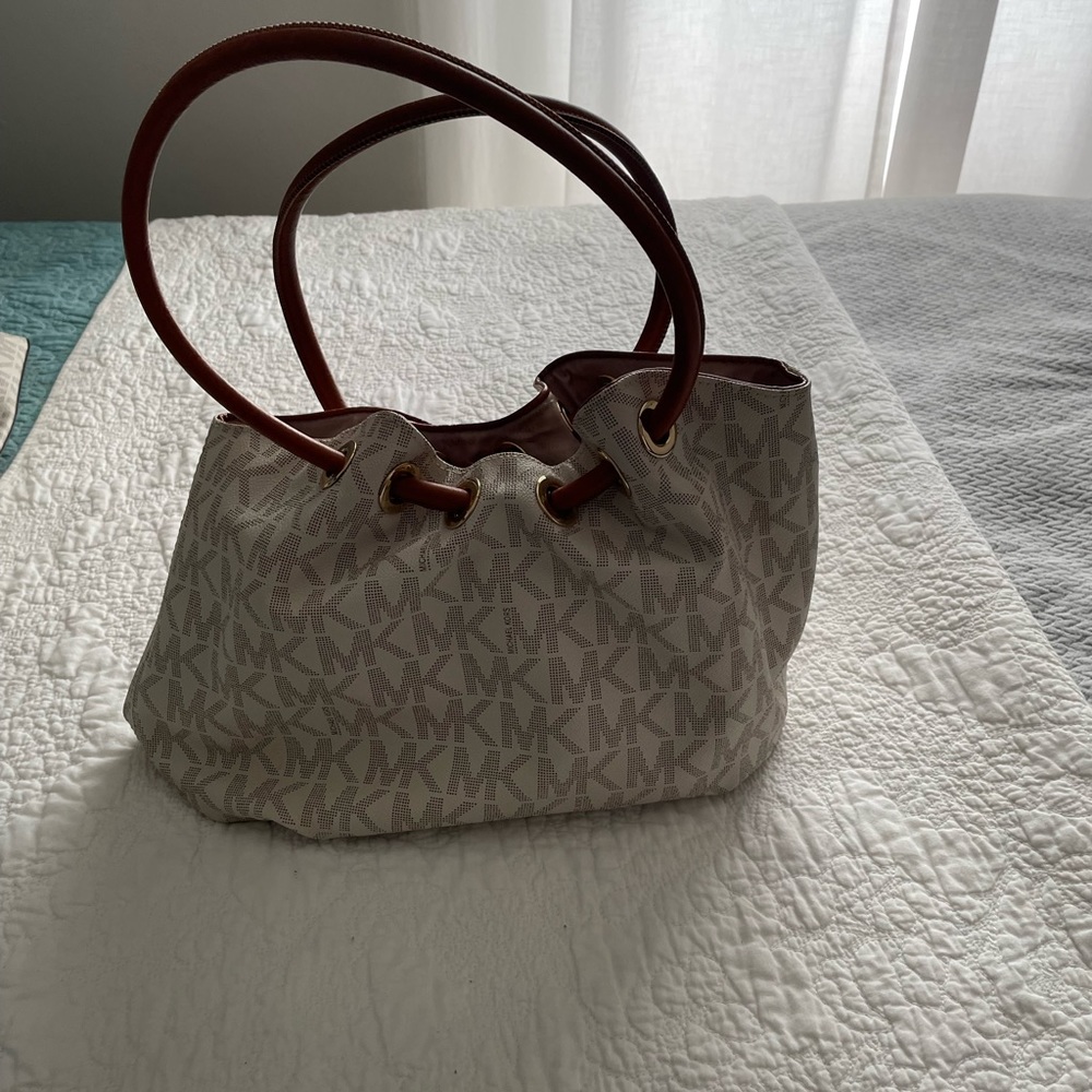 Michael kors: logo purse - Picture 5 of 7